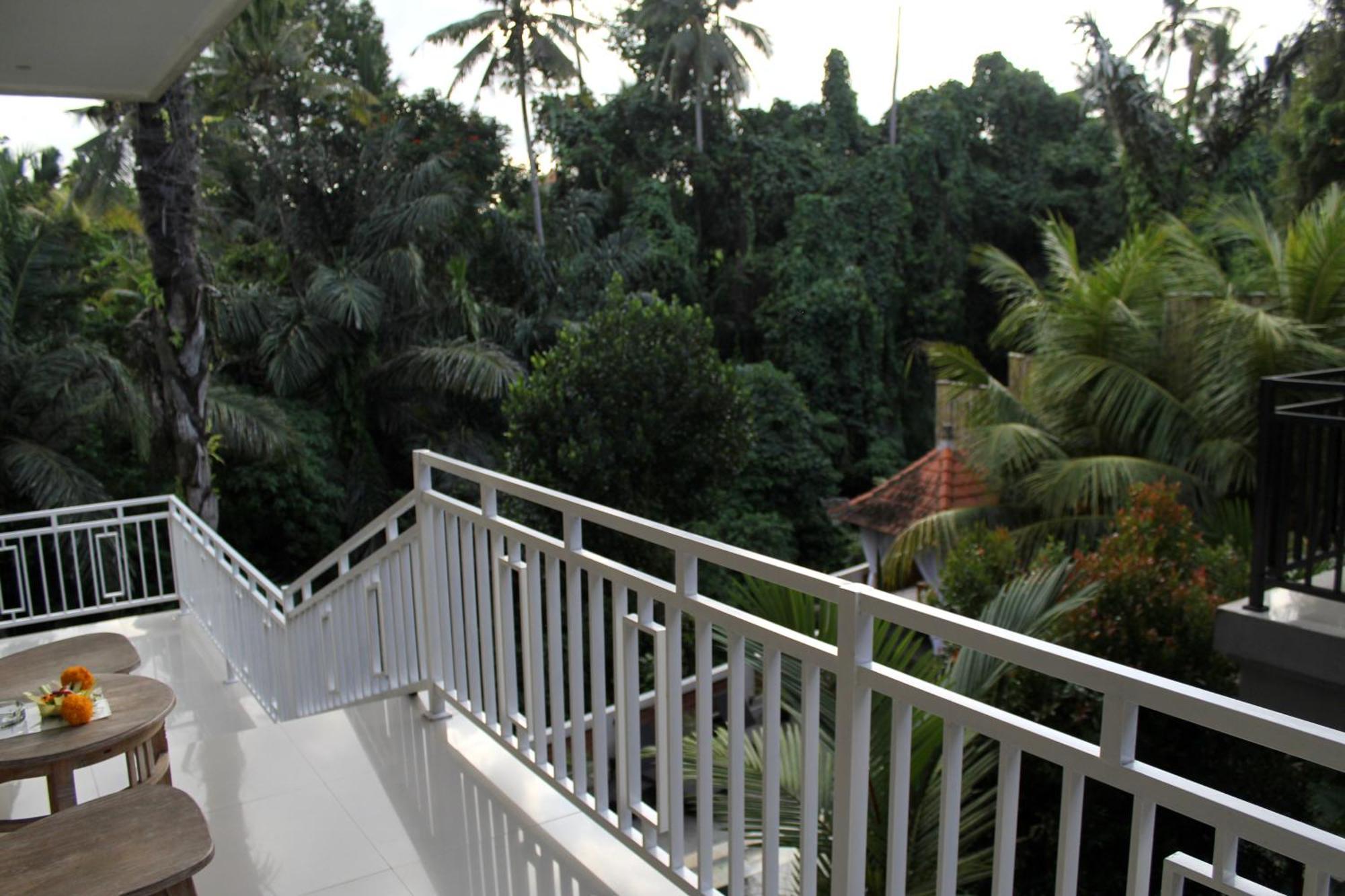 Hanaka Riverside Ubud Buitenkant foto